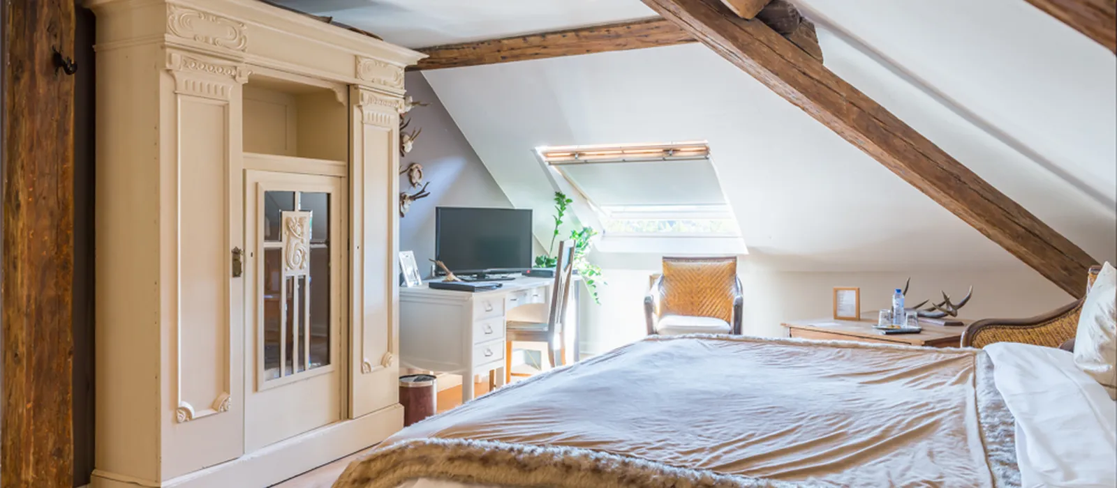 1770285747-16A) jachtkamer (3)